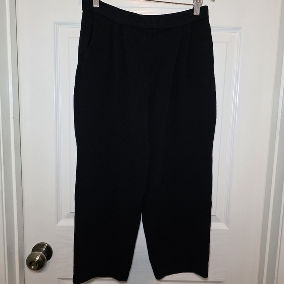 St. John Pants - St John Santana Knit Straight Leg Crop High Waisted Pants Black Stretch Size 4